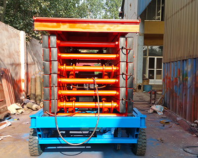 移動(dòng)式升降機(jī)