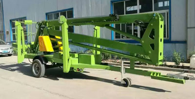 牽引折臂式升降機