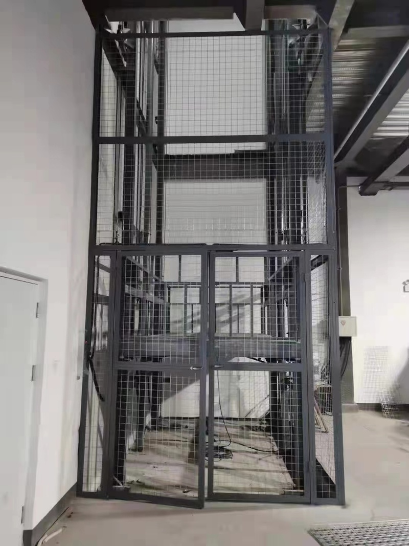 導軌式升降貨梯